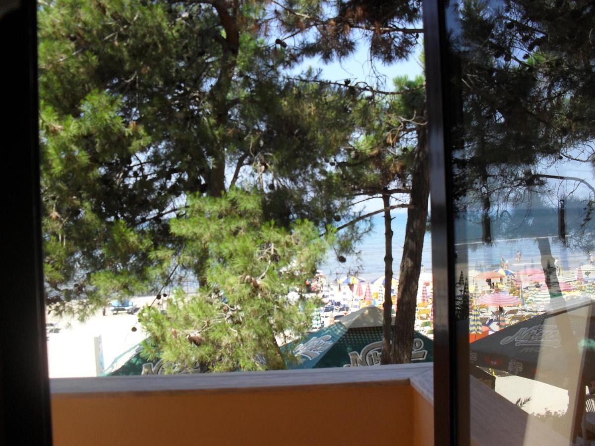 Villa Daniele Durres Bagian luar foto