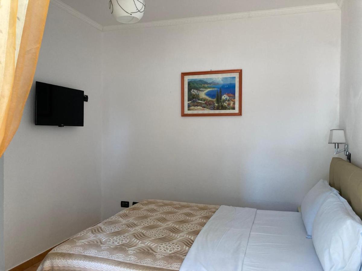 Villa Daniele Durres Bagian luar foto